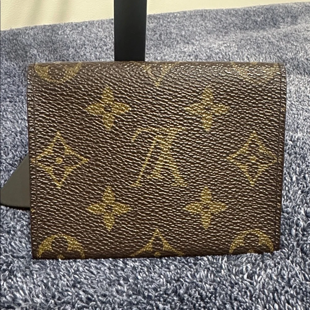 Louis Vuitton Monogram Card Holder